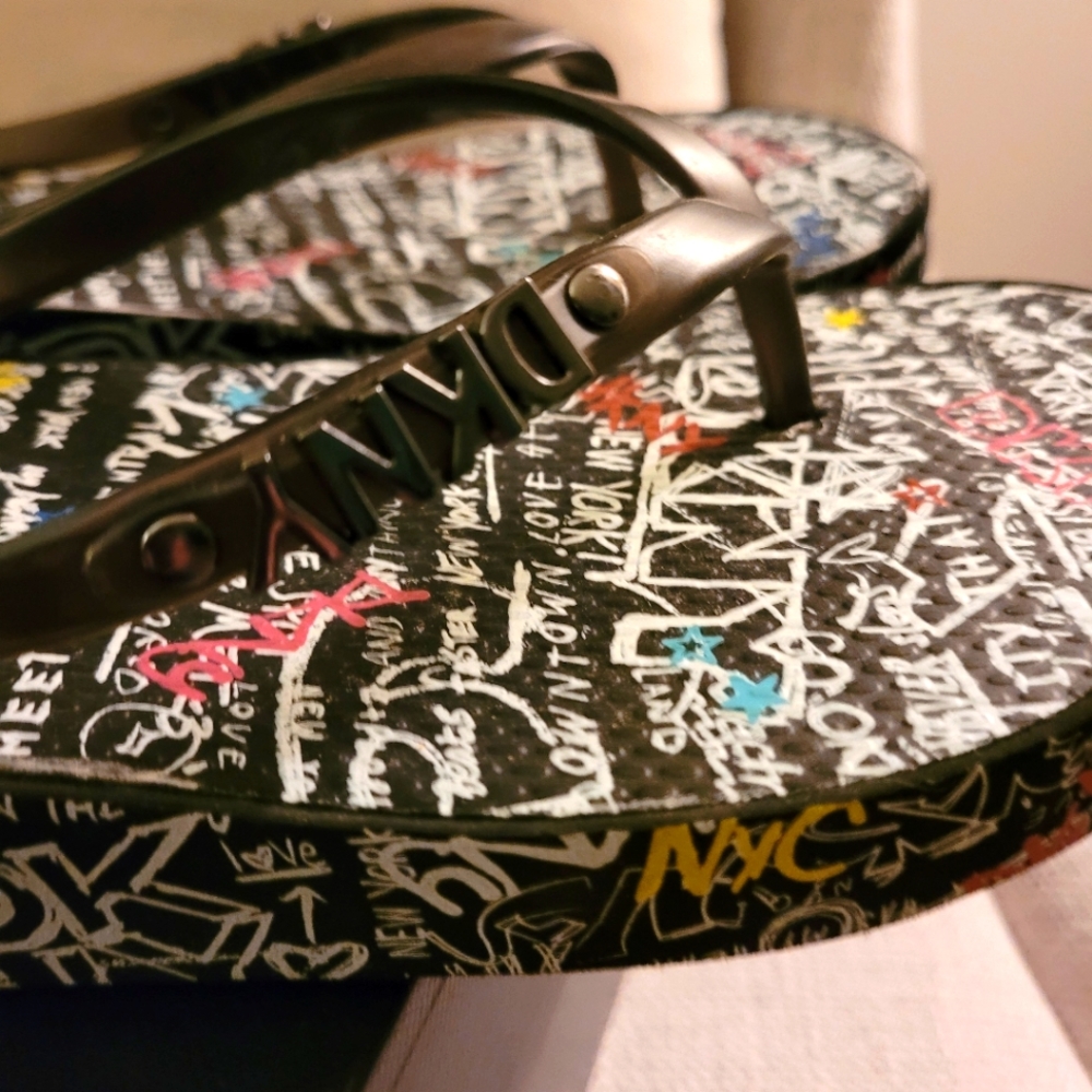 DKNY Sandal